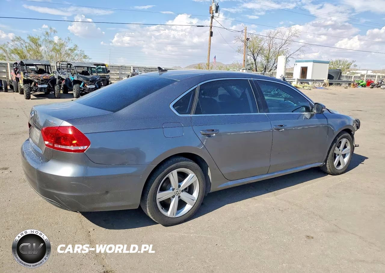 2015 Volkswagen Passat Se VIN:1VWBT7A30FC006340 - 3