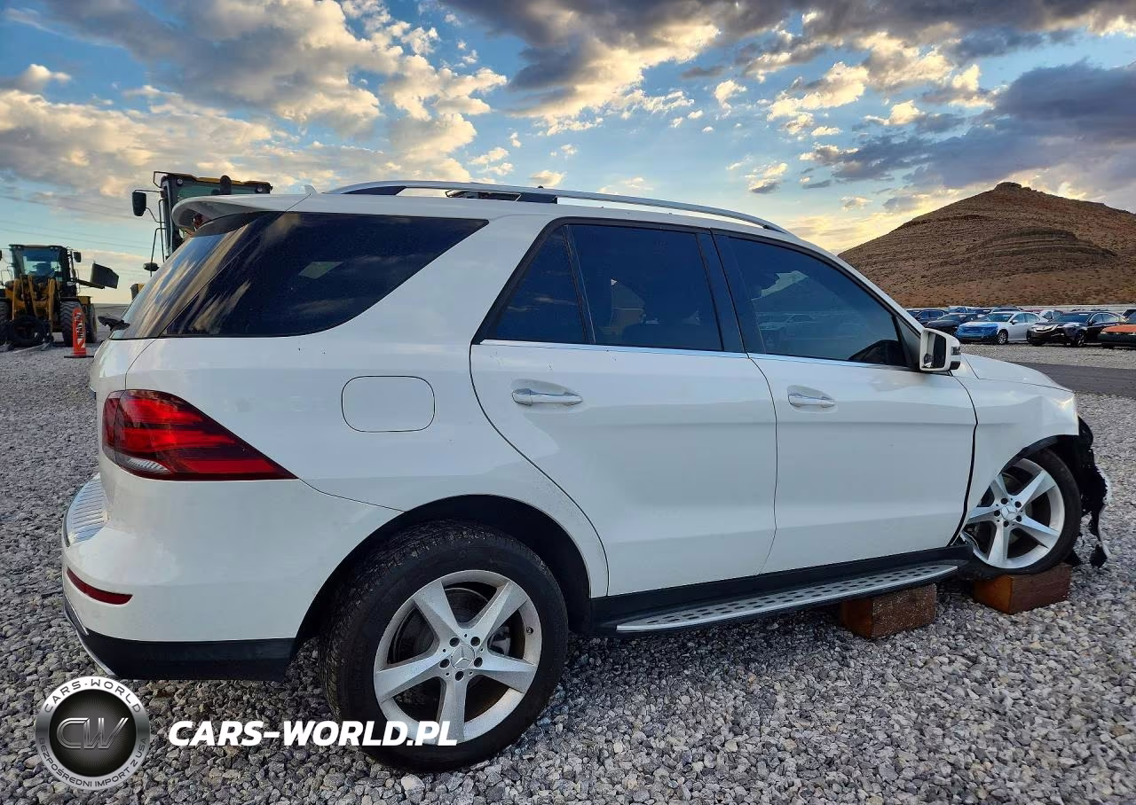 2018 Mercedes-Benz Gle 350 VIN:4JGDA5JB5JB030849 - 3