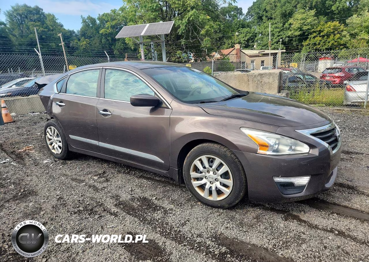 2015 Nissan Altima 2.5 S VIN:1N4AL3AP0FC107281 - 4