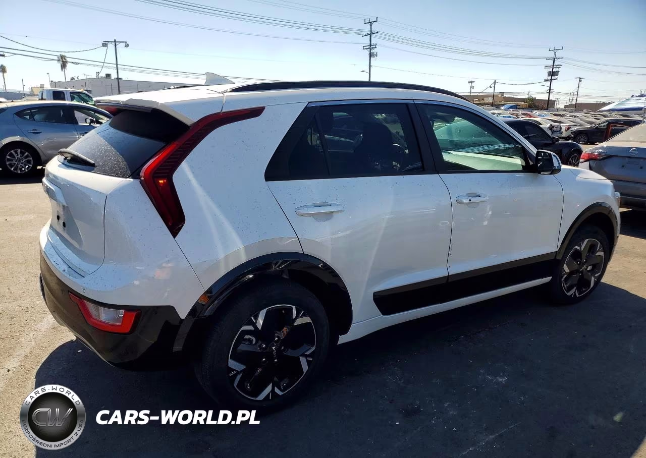 2024 Kia Niro Wind VIN:KNDCR3L18R5128463 - 3