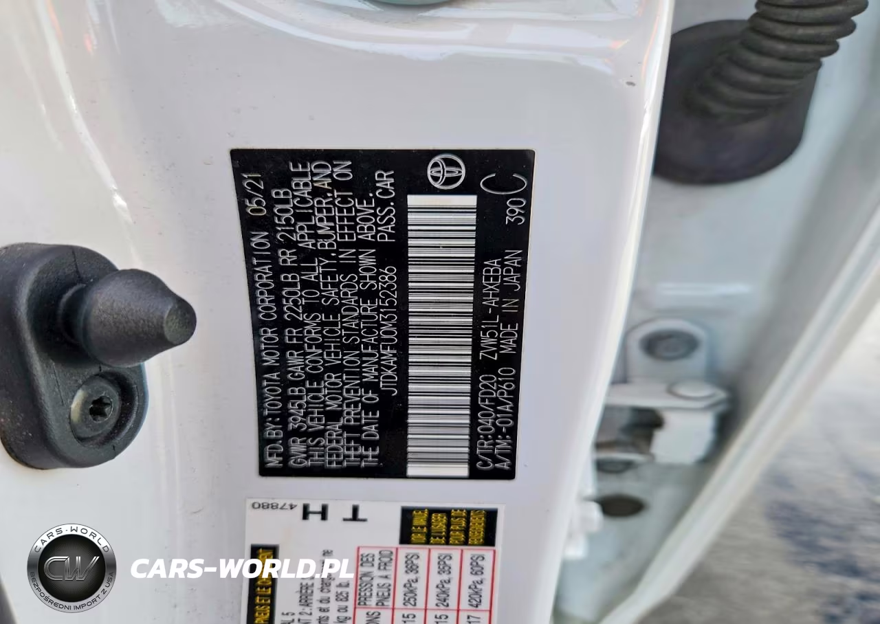 2021 Toyota Prius Le VIN:JTDKAMFU0M3152386 - 12