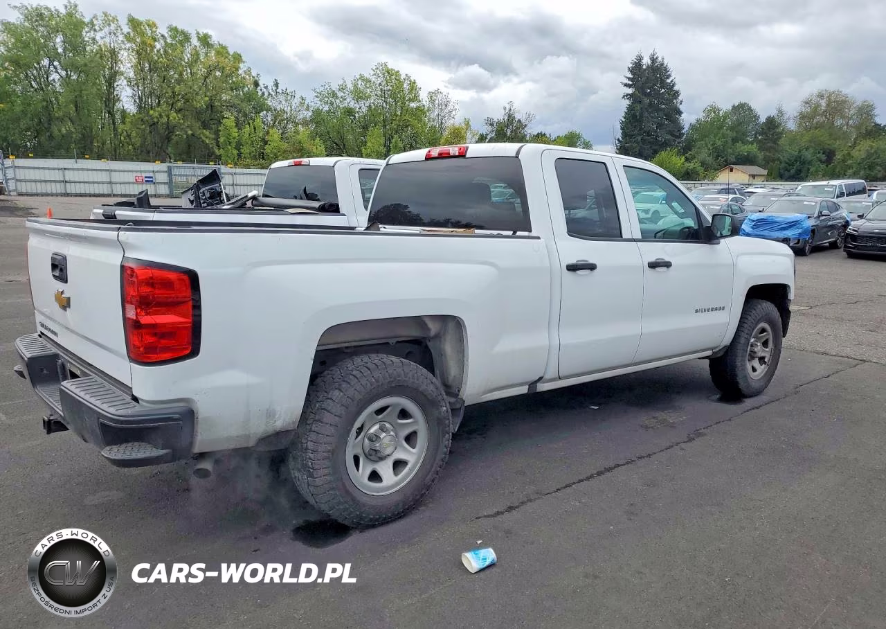 2018 Chevrolet Silverado C1500 VIN:1GCRCNEH2JZ204502 - 3