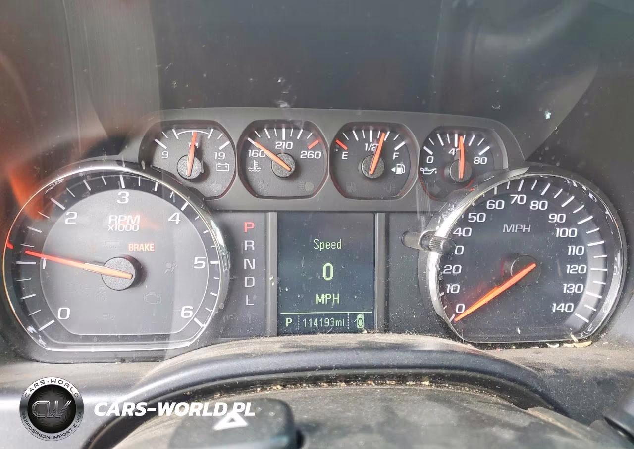 2018 Chevrolet Silverado C1500 VIN:1GCRCNEH2JZ204502 - 9