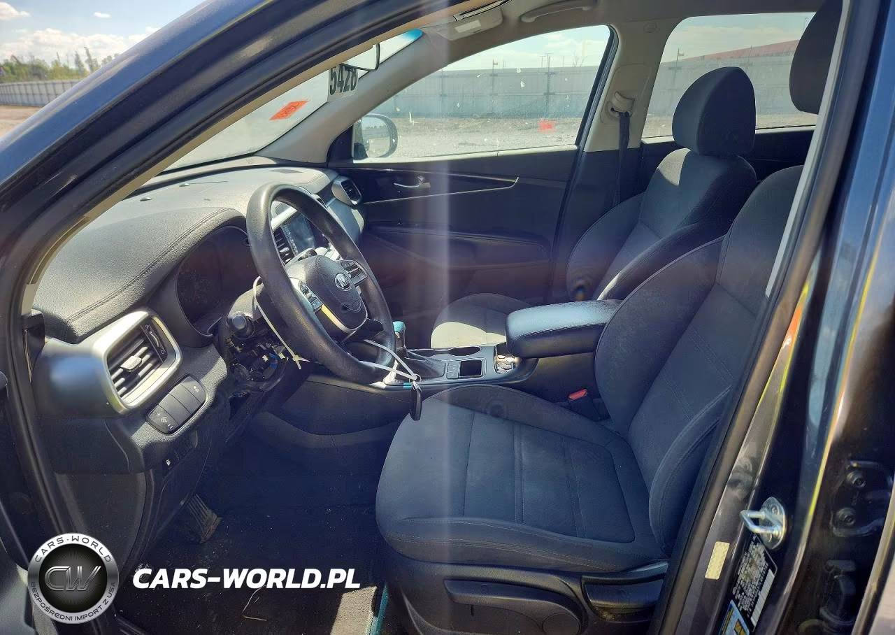 2020 Kia Sorento S VIN:5XYPGDA57LG619799 - 7