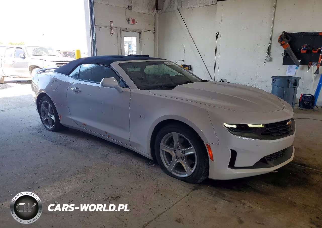 2023 Chevrolet Camaro Ls VIN:1G1FB3DX3P0131990 - 4
