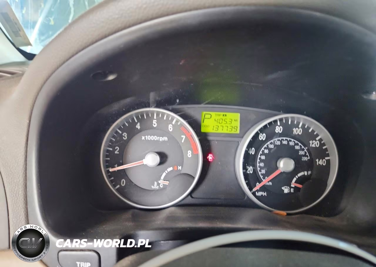 2006 Hyundai Accent Gls VIN:KMHCN46C26U055473 - 9