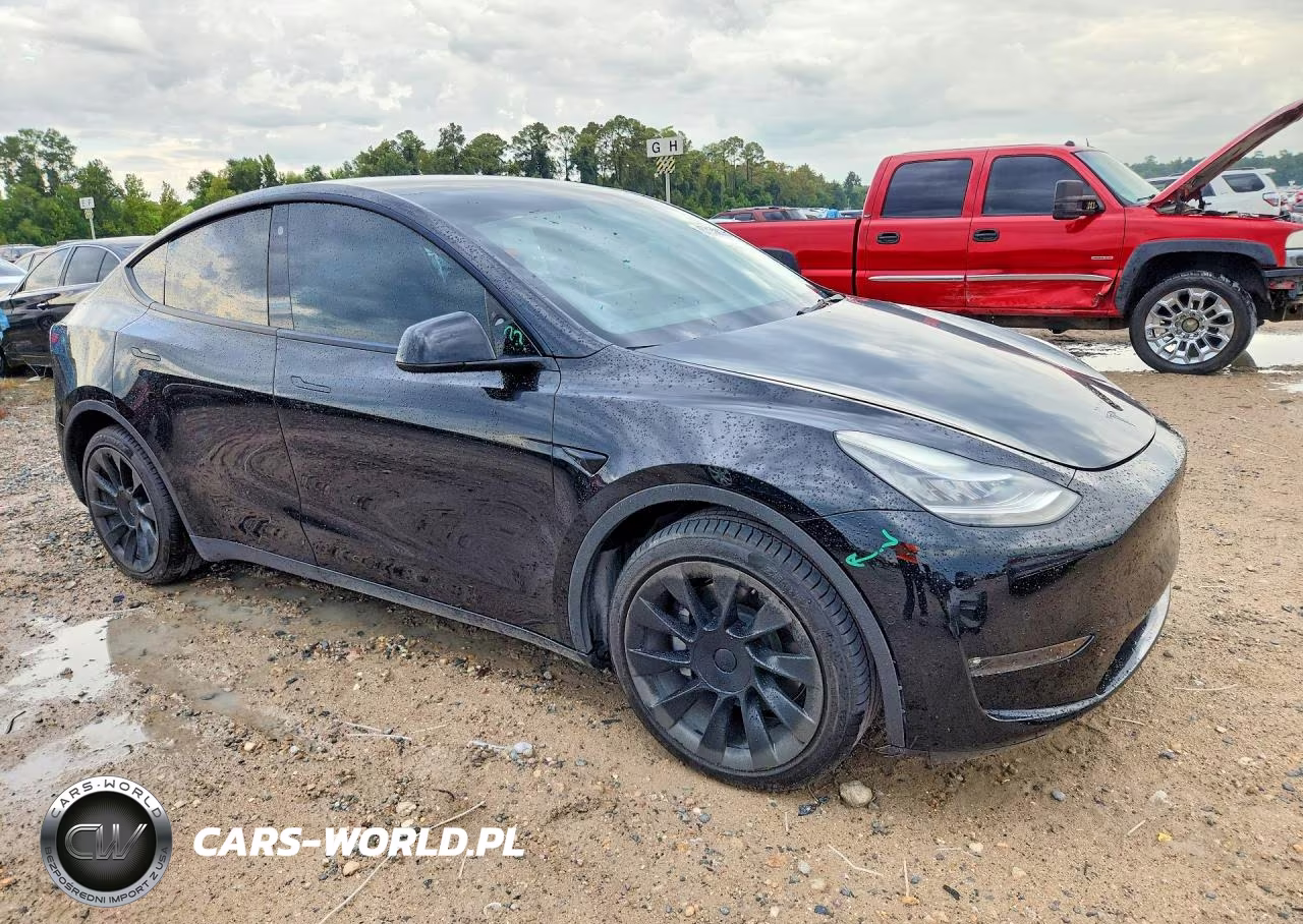 2021 Tesla Model Y VIN:5YJYGDEE3MF281535 - 4