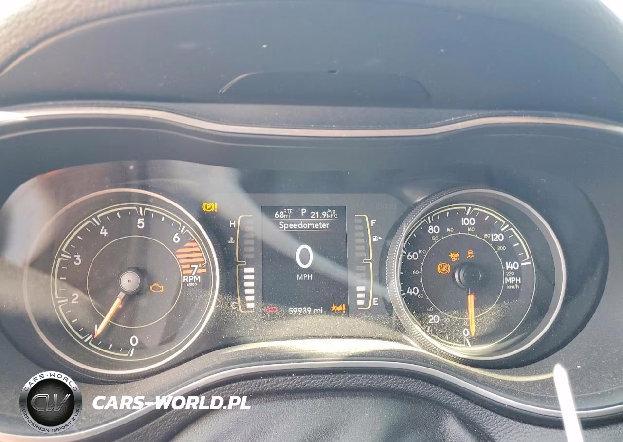 2021 Jeep Cherokee Latitude Plus VIN:1C4PJLLB7MD155279 - 9