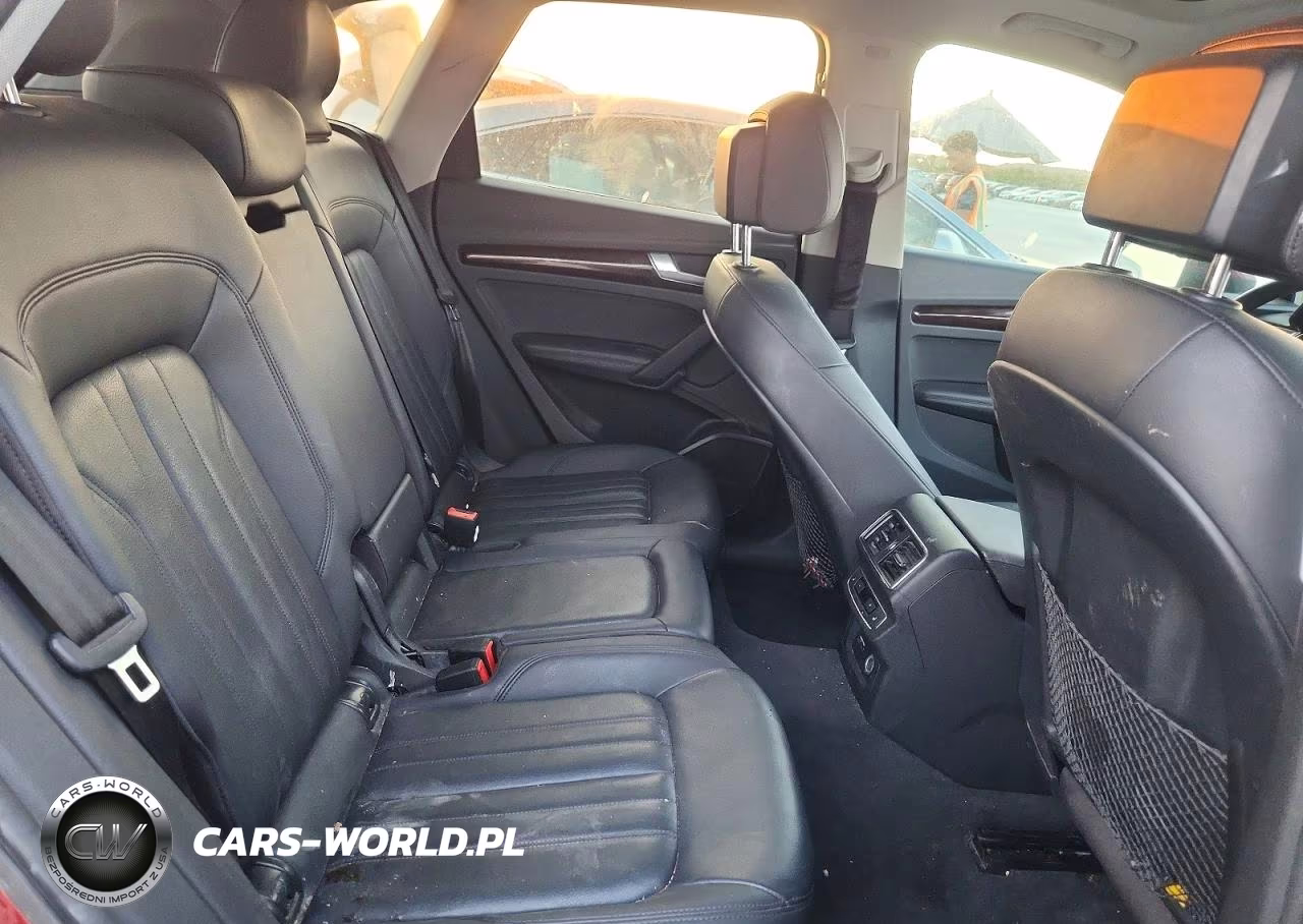 2019 Audi Q5 Premium Plus VIN:WA1BNAFY4K2114985 - 11