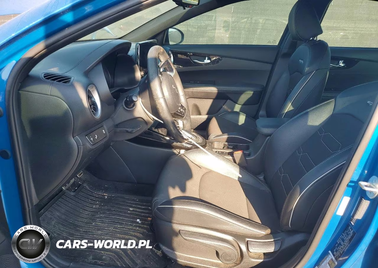 2023 Kia Forte Gt Line VIN:3KPF54AD2PE685611 - 7