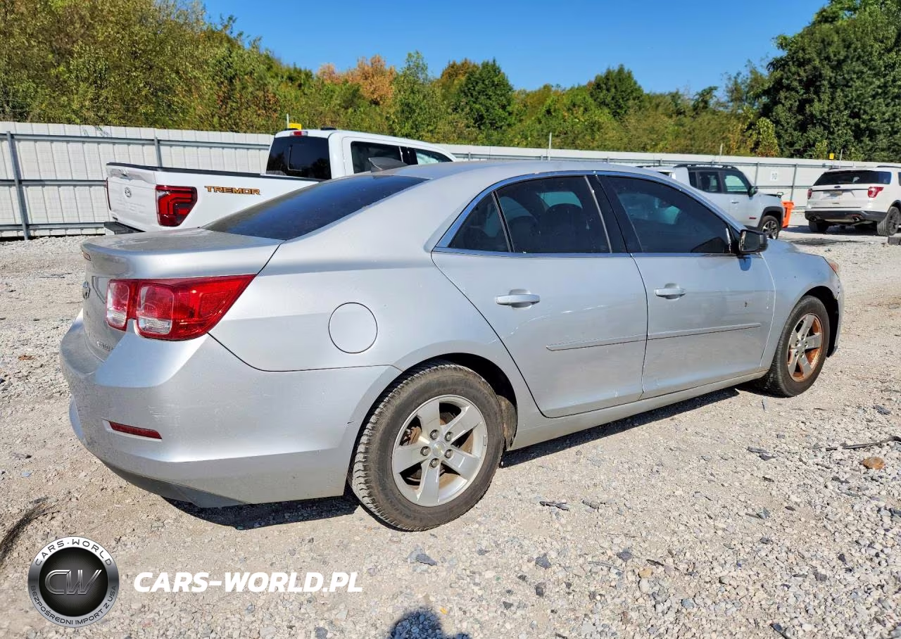 2015 Chevrolet Malibu Ls VIN:1G11B5SL2FF129293 - 3