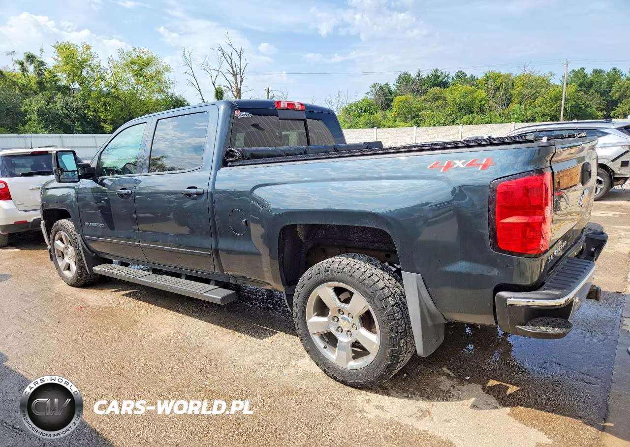 2018 Chevrolet Silverado K1500 Lt VIN:1GCUKREC0JF188343 - 2