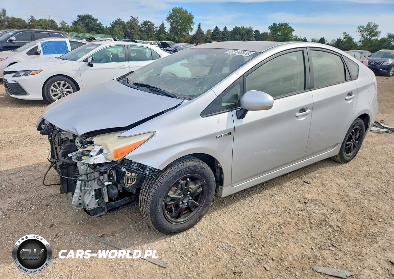 2013 Toyota Prius Two VIN:JTDKN3DU5D5584767 - 1