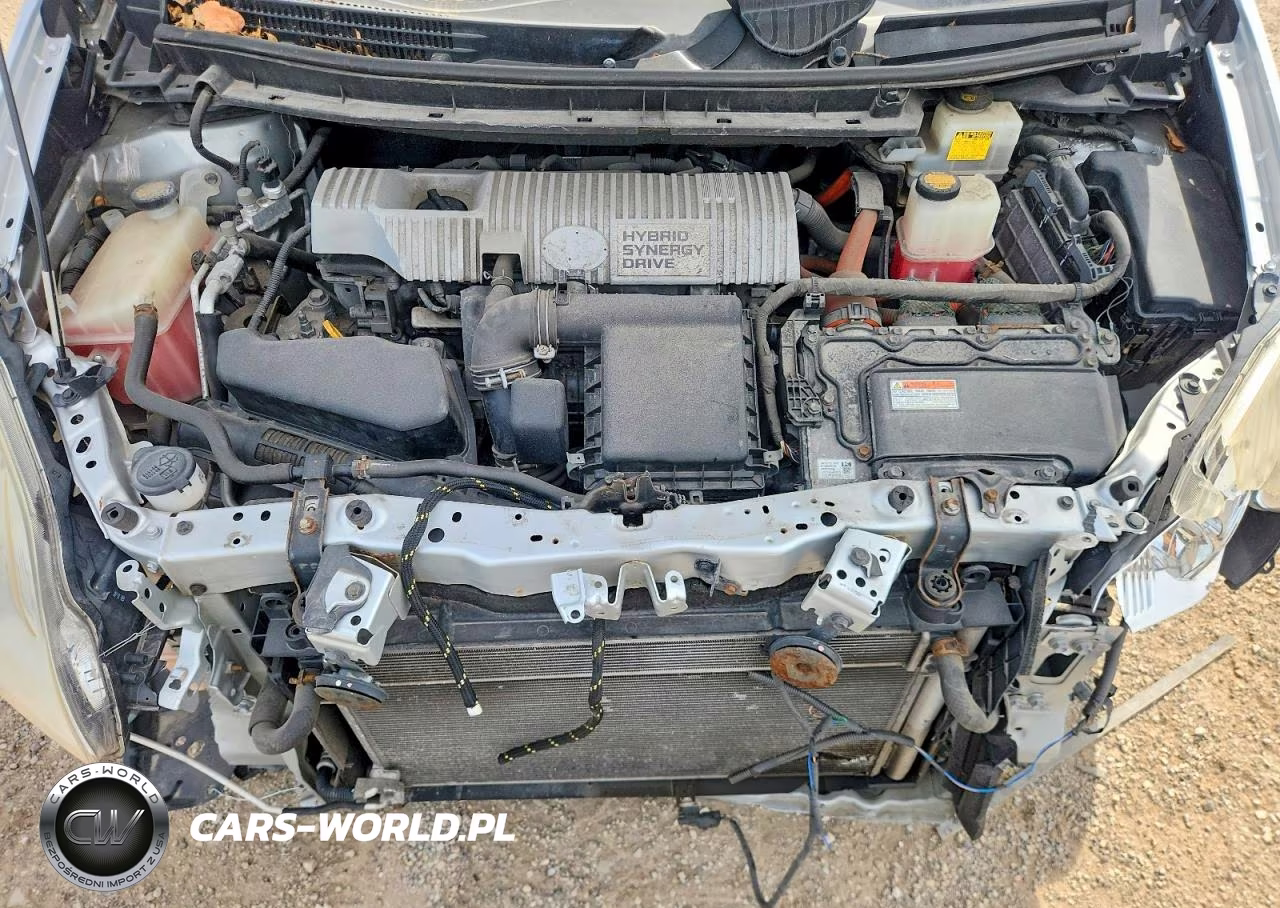 2013 Toyota Prius Two VIN:JTDKN3DU5D5584767 - 11