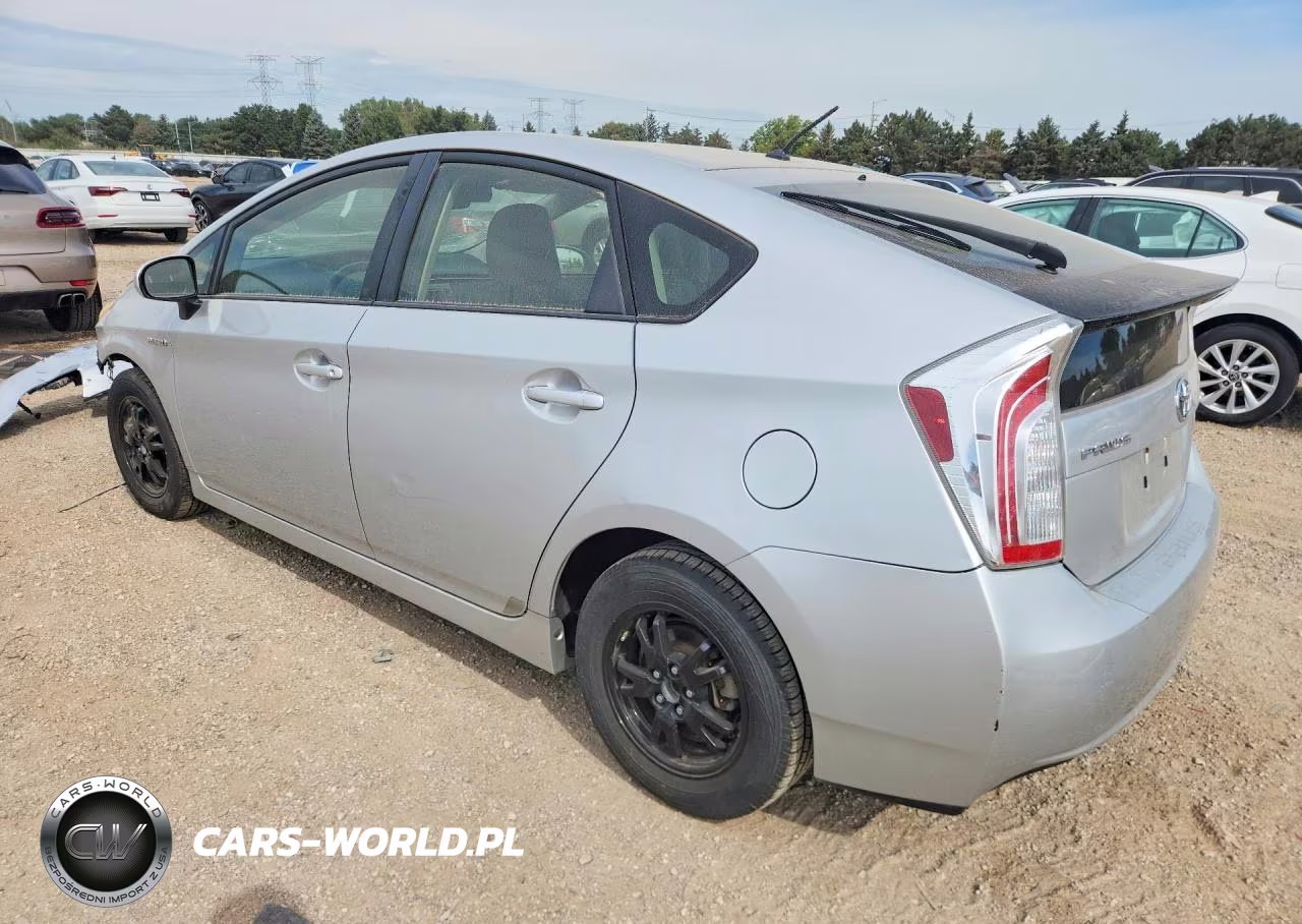 2013 Toyota Prius Two VIN:JTDKN3DU5D5584767 - 2