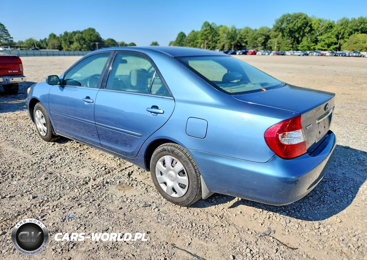 2004 Toyota Camry Le VIN:4T1BE32K24U831410 - 2