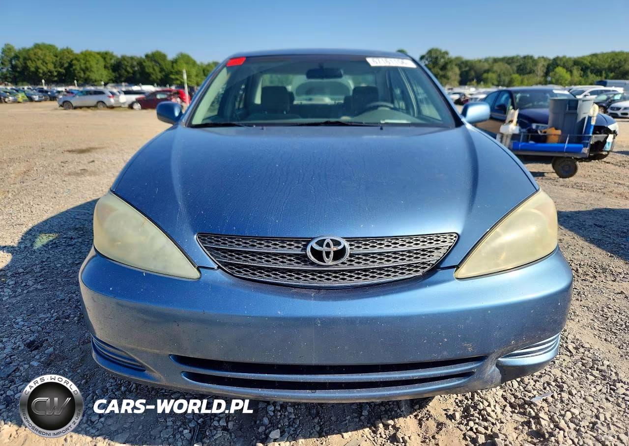 2004 Toyota Camry Le VIN:4T1BE32K24U831410 - 5