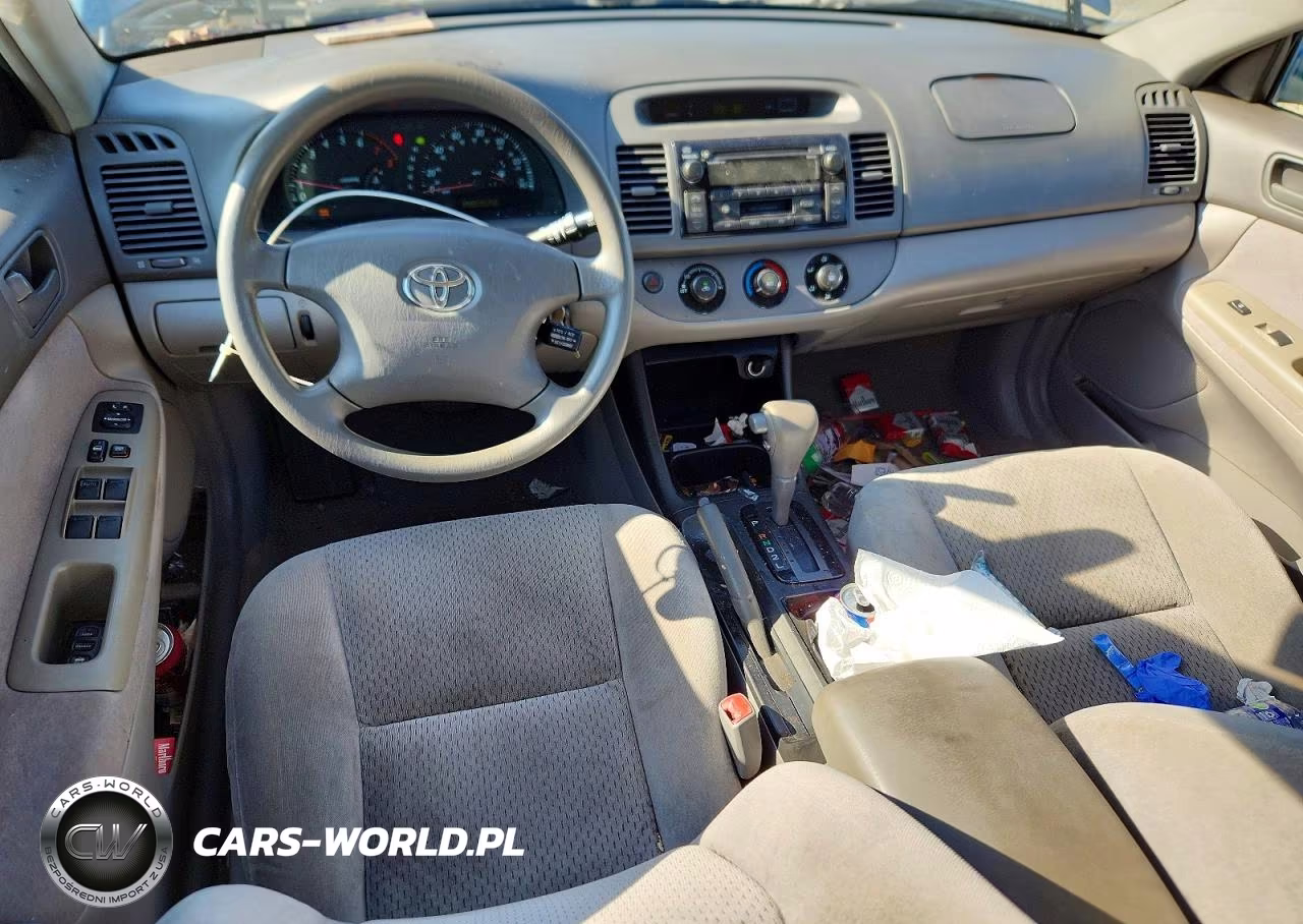 2004 Toyota Camry Le VIN:4T1BE32K24U831410 - 8