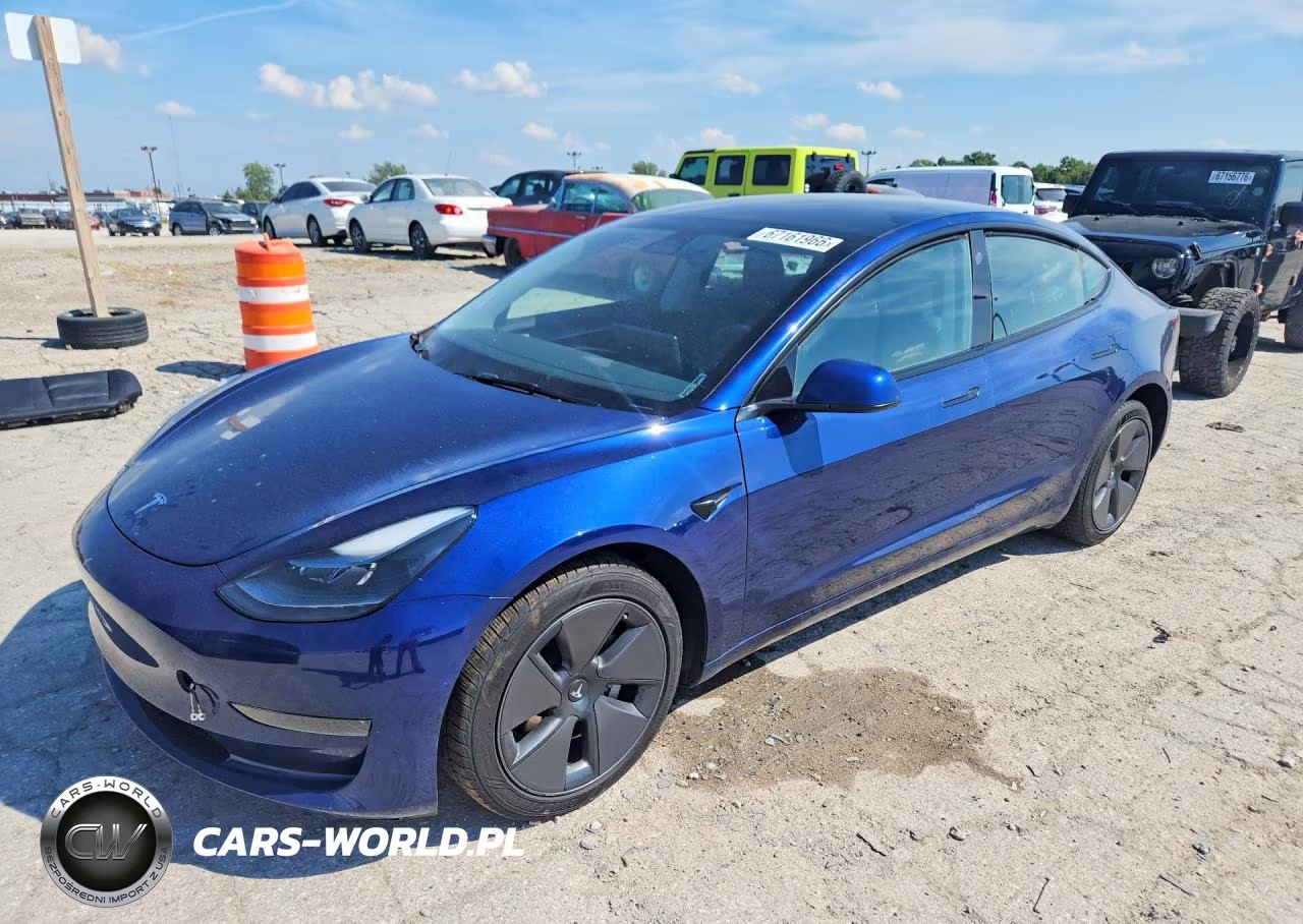 2023 Tesla Model 3 – zdjęcie 1 z 13