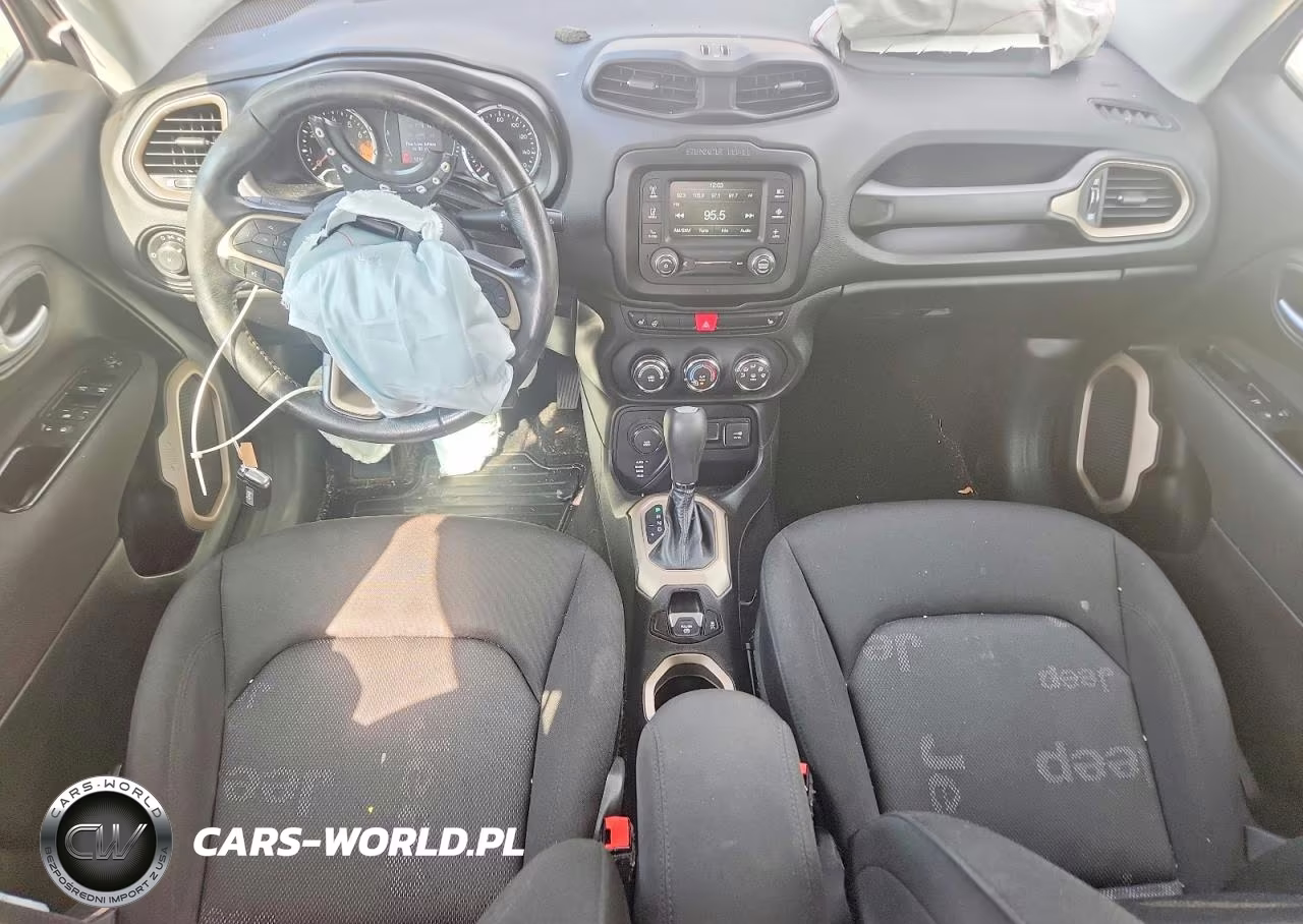 2017 Jeep Renegade Latitude 4X4 VIN:ZACCJBBBXHPF57959 - 8