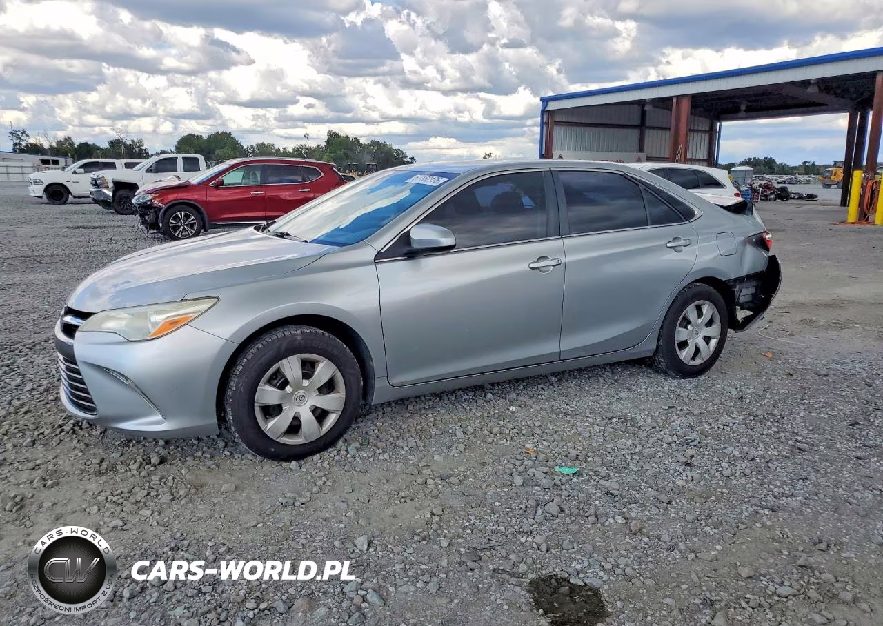 2017 Toyota Camry Le – zdjęcie 1 z 12