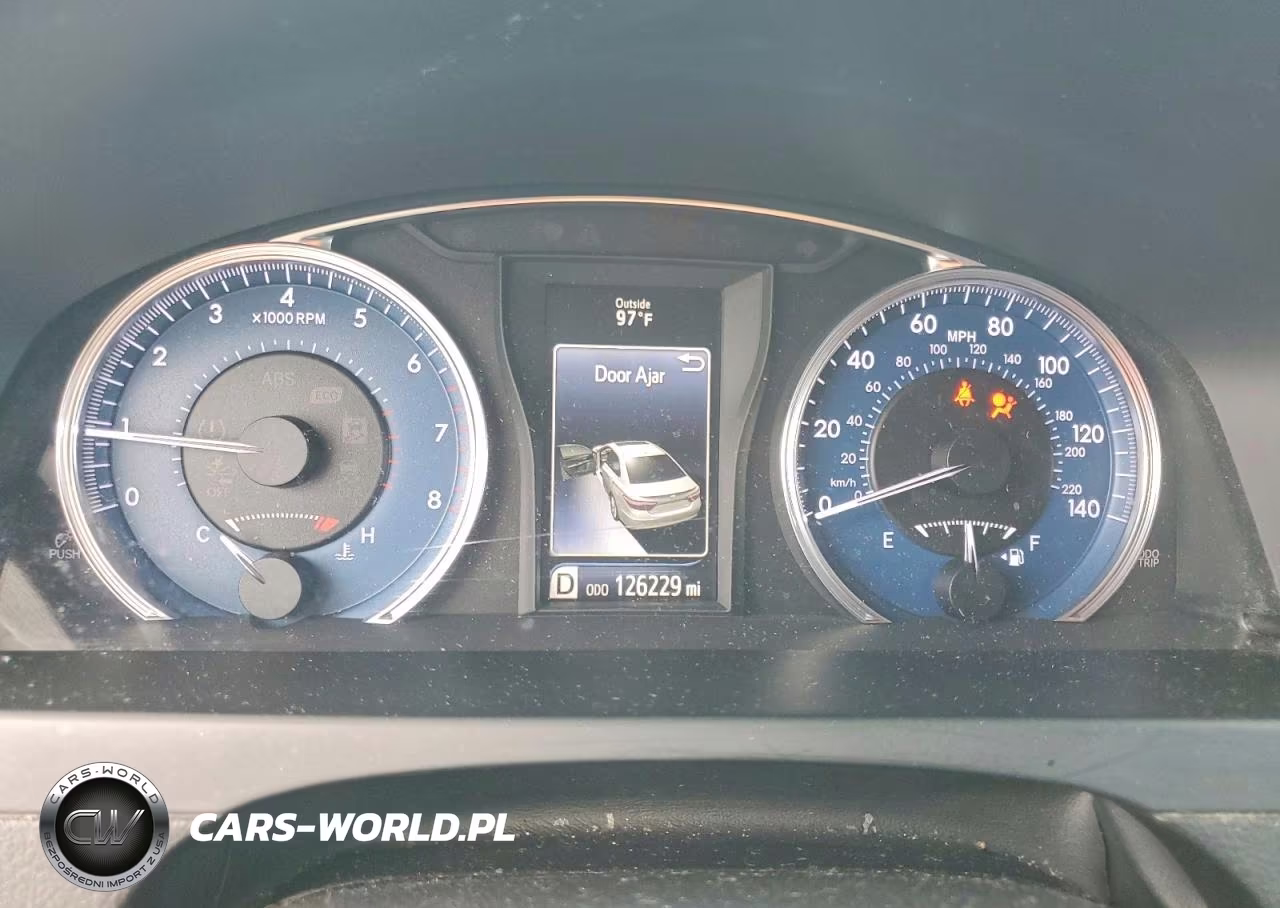 2017 Toyota Camry Le VIN:4T1BF1FK1HU379645 - 9
