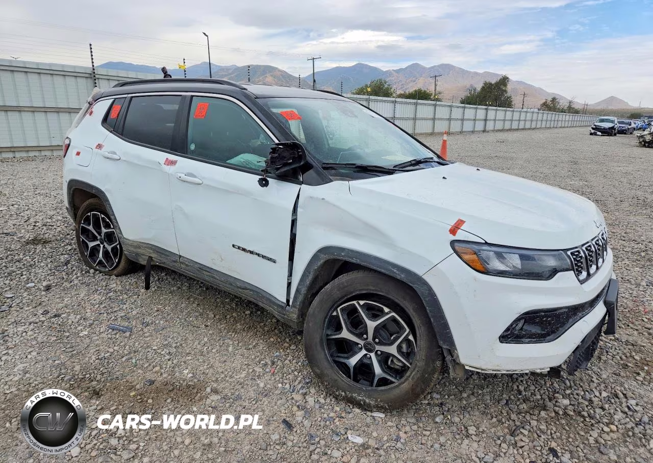 2025 Jeep Compass Limited VIN:3C4NJDCN4ST623001 - 4