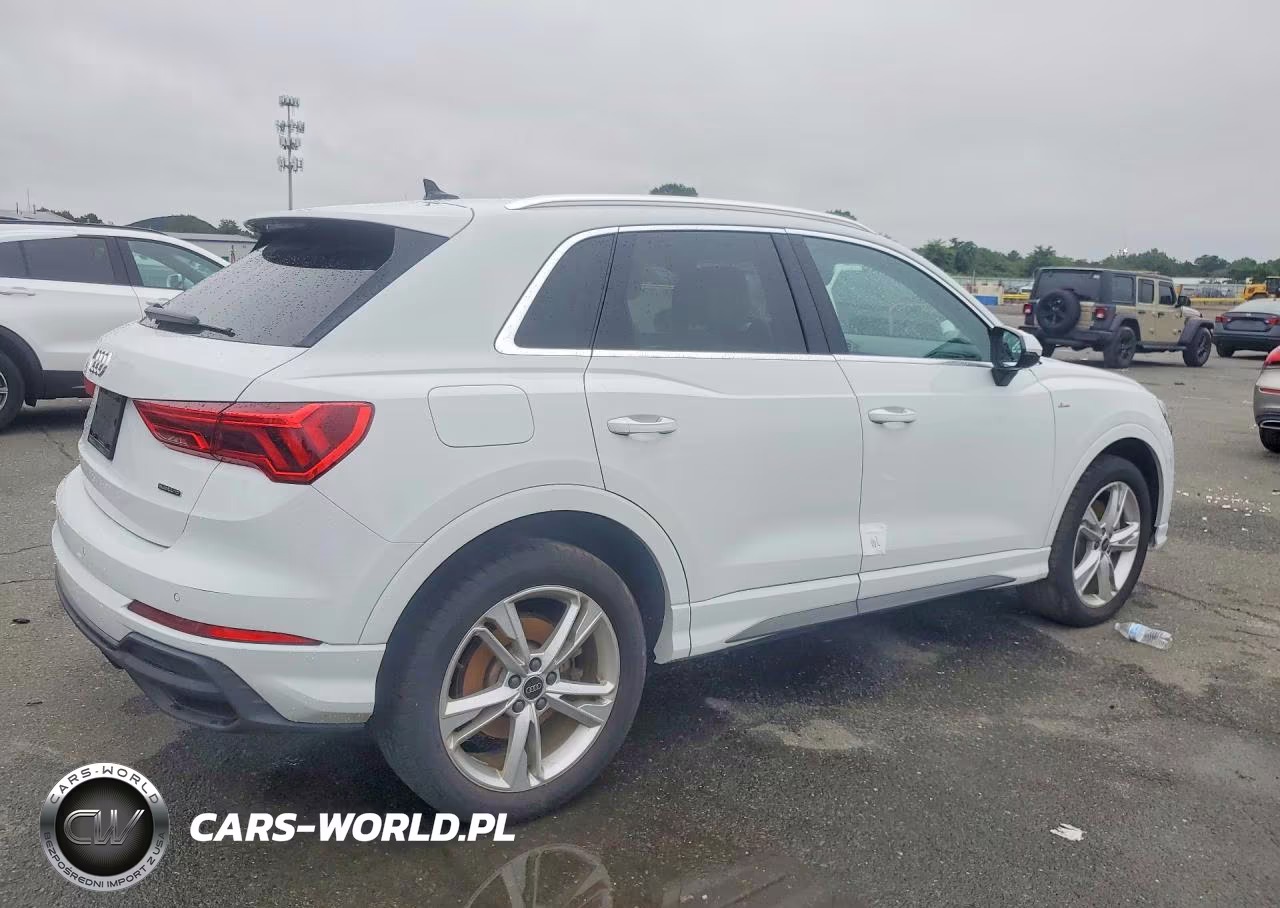 2024 Audi Q3 Premium S Line 45 VIN:WA1DECF35R1068348 - 3