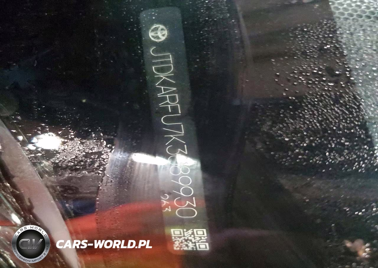 2019 Toyota Prius Le VIN:JTDKARFU7K3089930 - 12