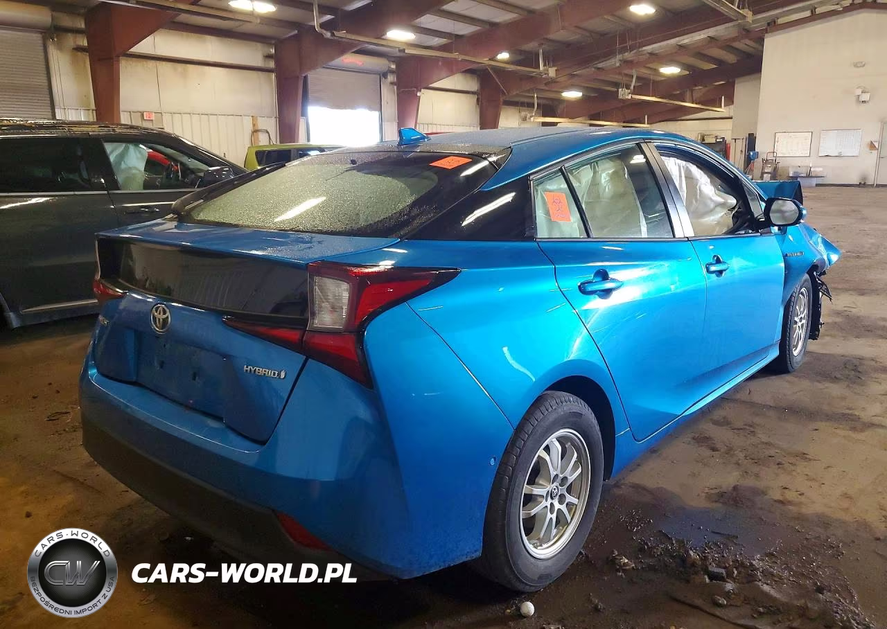 2019 Toyota Prius Le VIN:JTDKARFU7K3089930 - 3