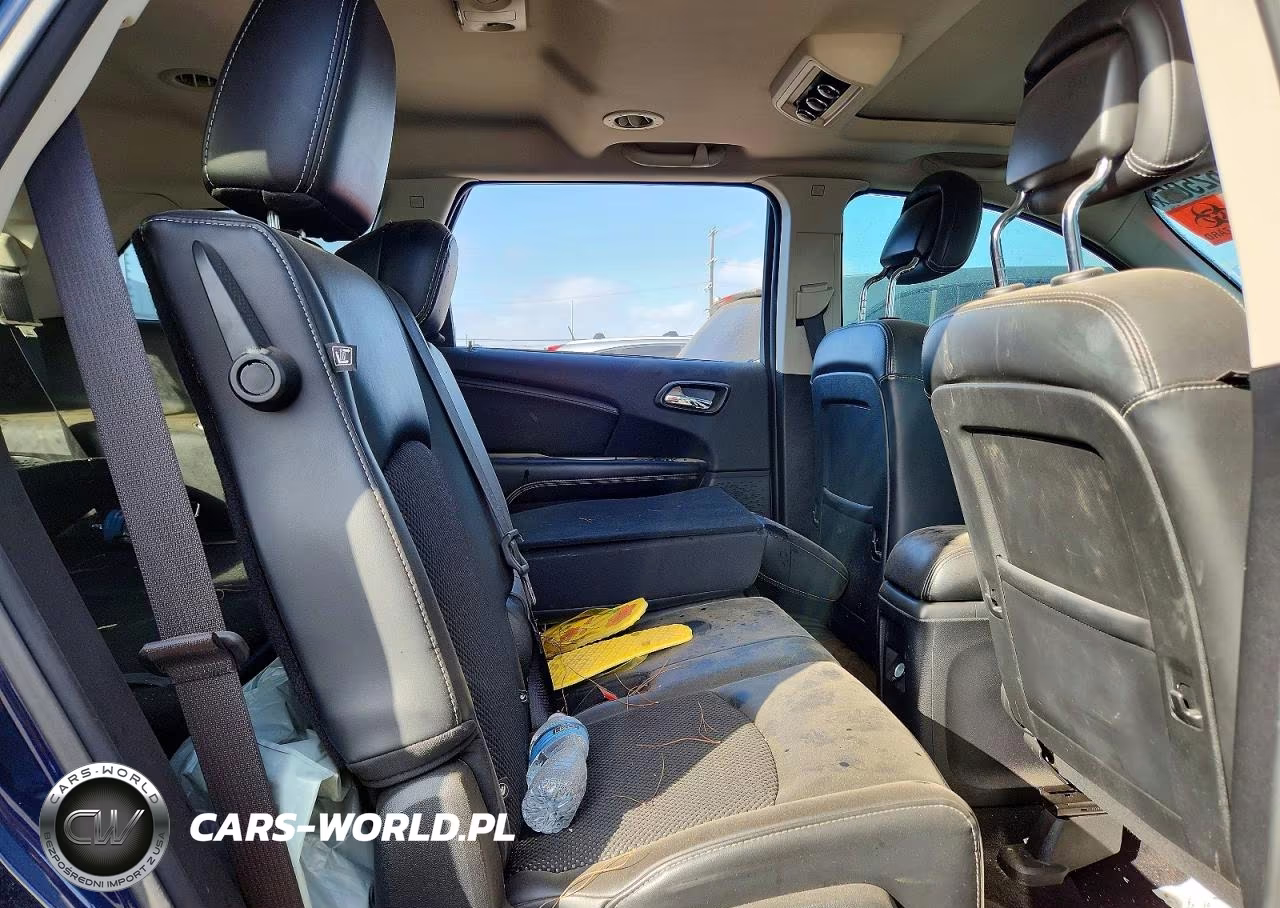 2020 Dodge Journey Crossroad VIN:3C4PDCGB0LT278934 - 11