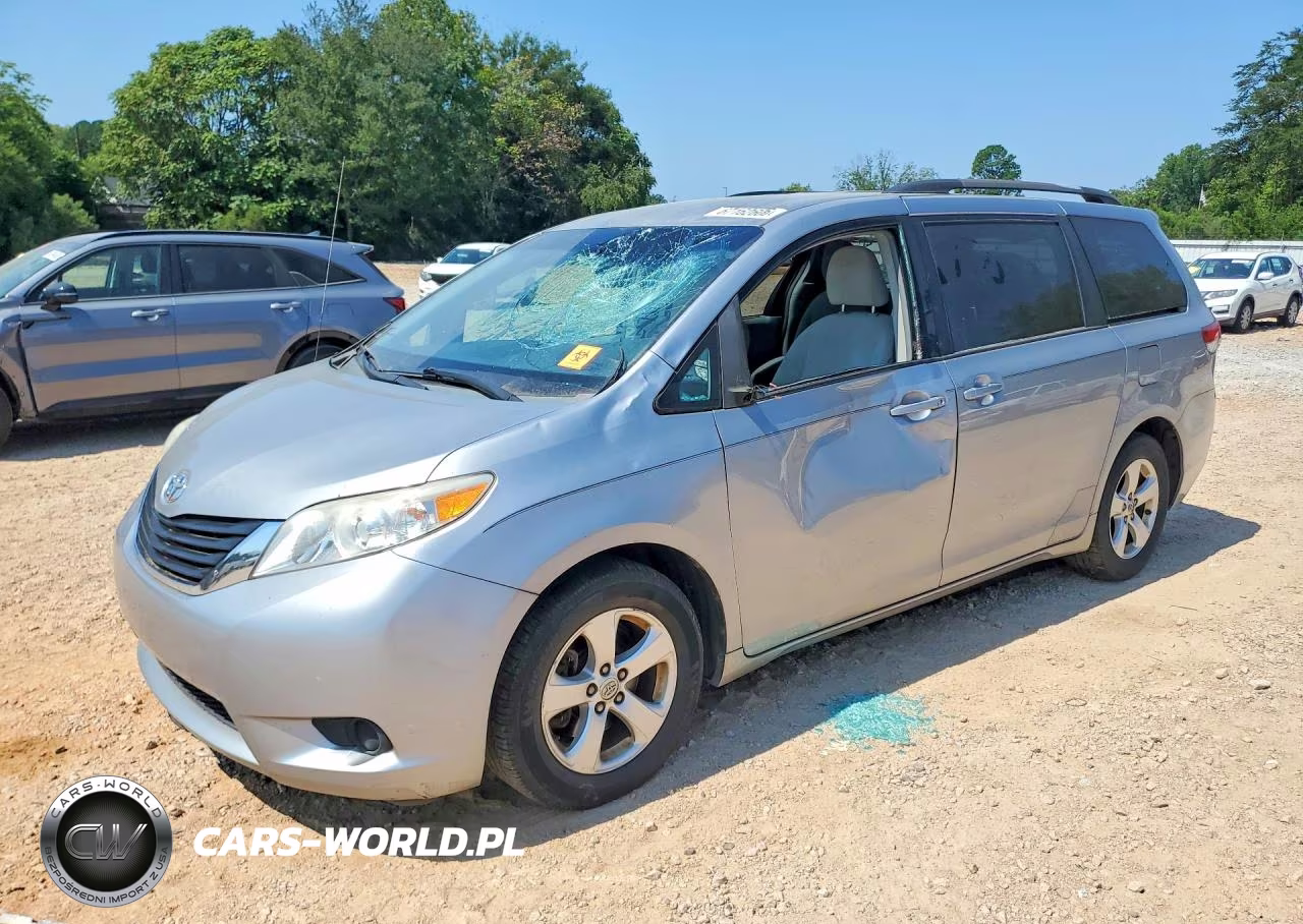 2013 Toyota Sienna Le