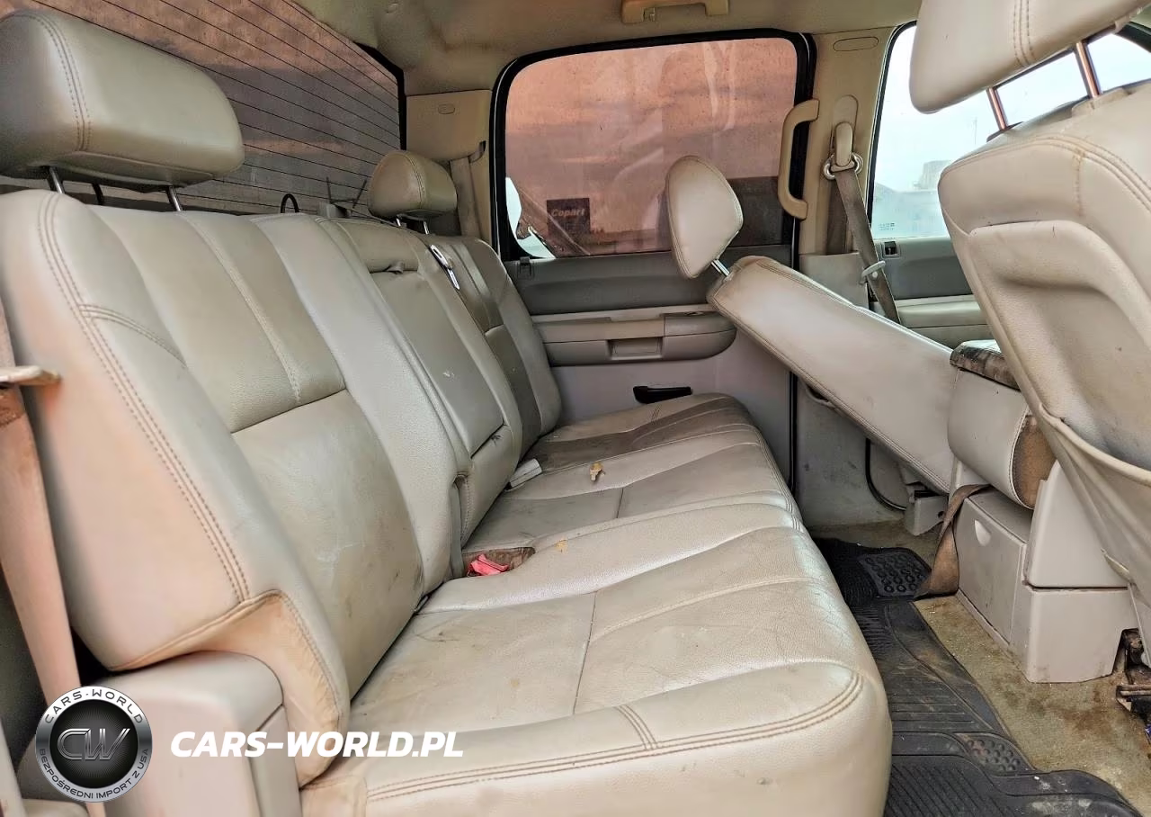 2008 GMC Sierra C1500 VIN:2GTEC13J081335072 - 10
