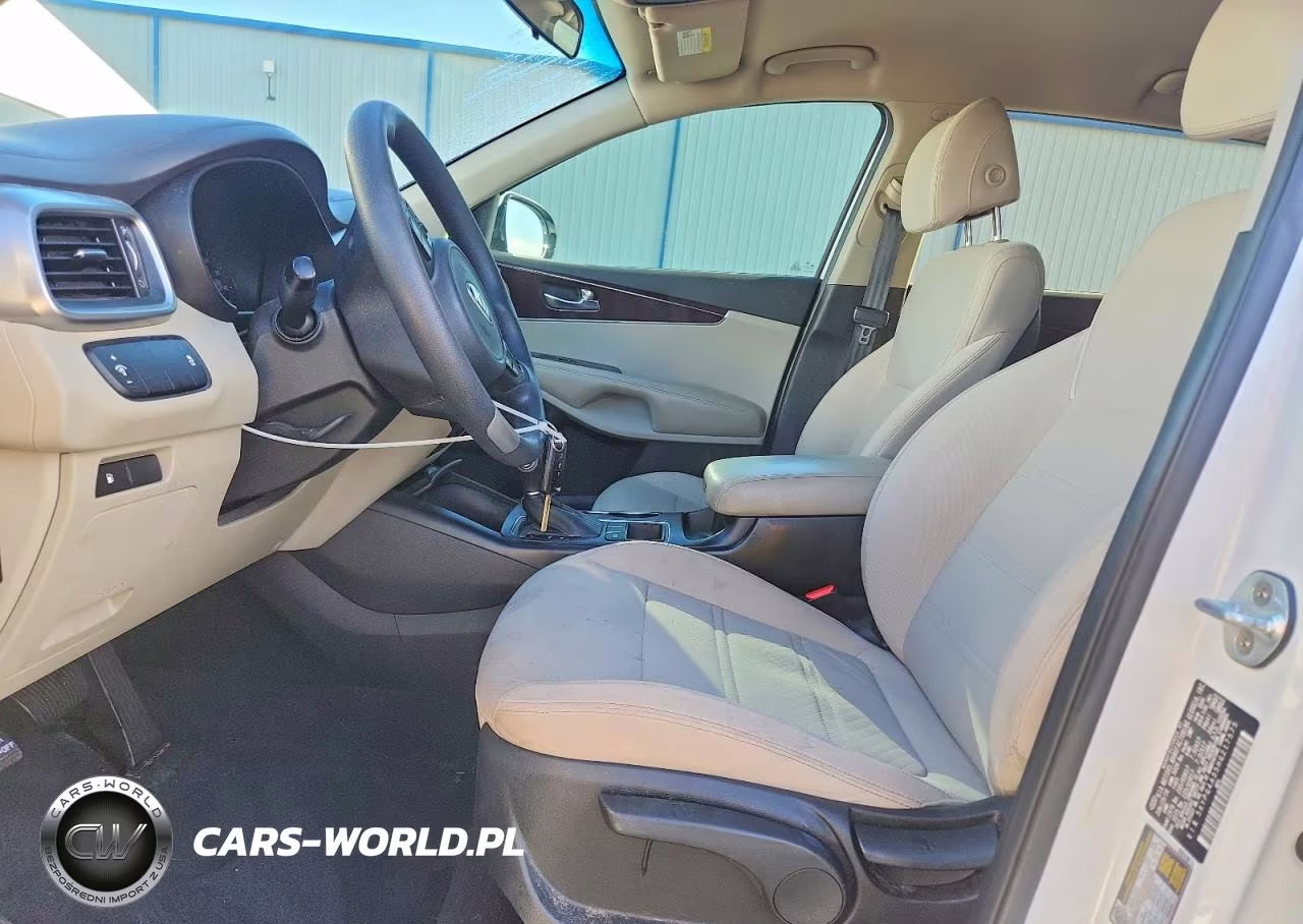 2017 Kia Sorento Lx VIN:5XYPG4A35HG217575 - 7
