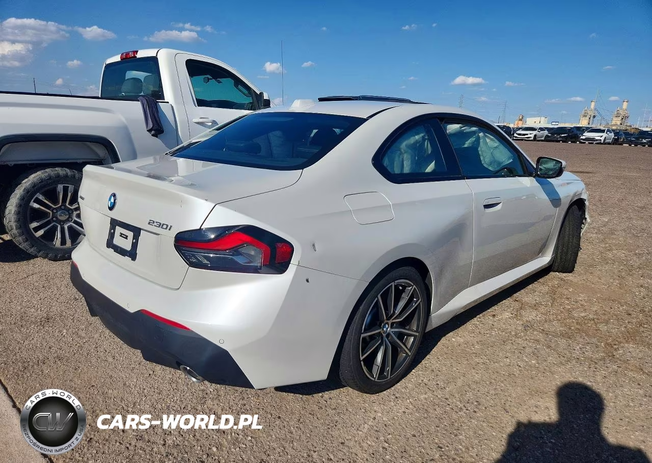 2026 BMW 230Xi VIN:3MW33CM08T8G26239 - 3