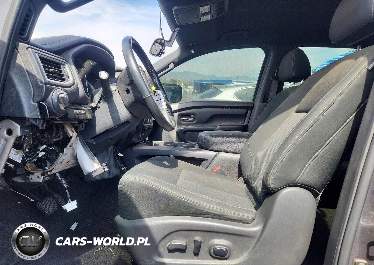 2019 Nissan Titan Platinum Reserve VIN:1N6AA1E62KN518098 - 7