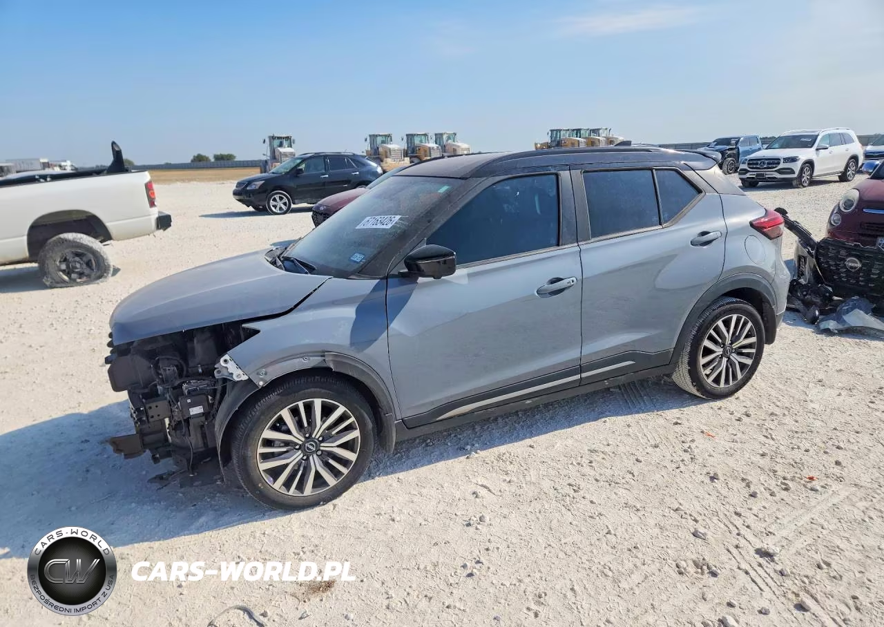 2023 Nissan Kicks Sr – zdjęcie 1 z 13