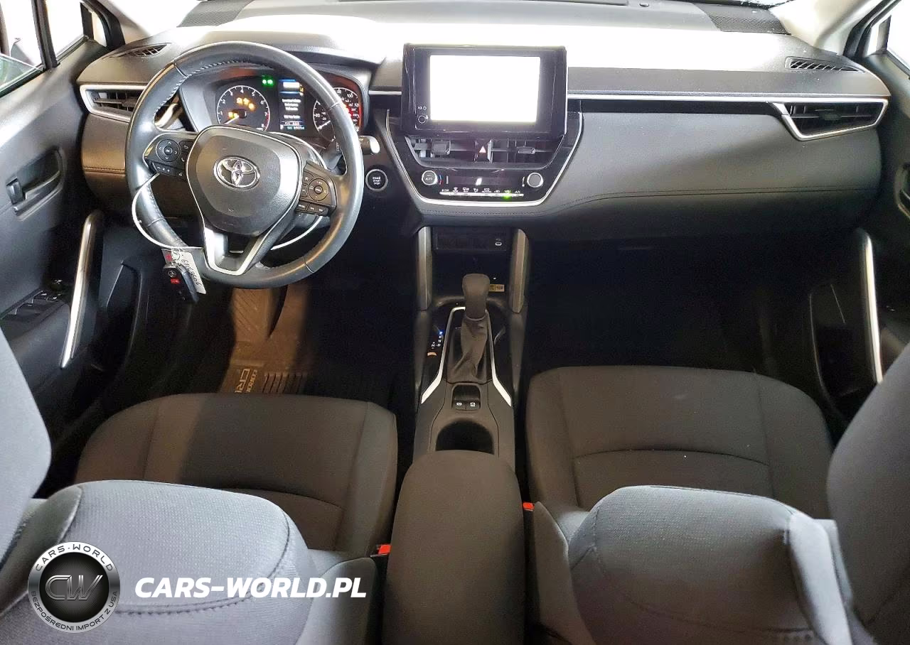 2023 Toyota Corolla Cross Le VIN:7MUCAABG4PV051878 - 8
