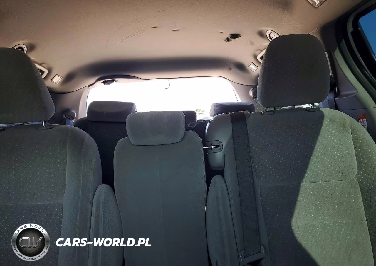 2018 Toyota Sienna Le VIN:5TDKZ3DC4JS933810 - 10