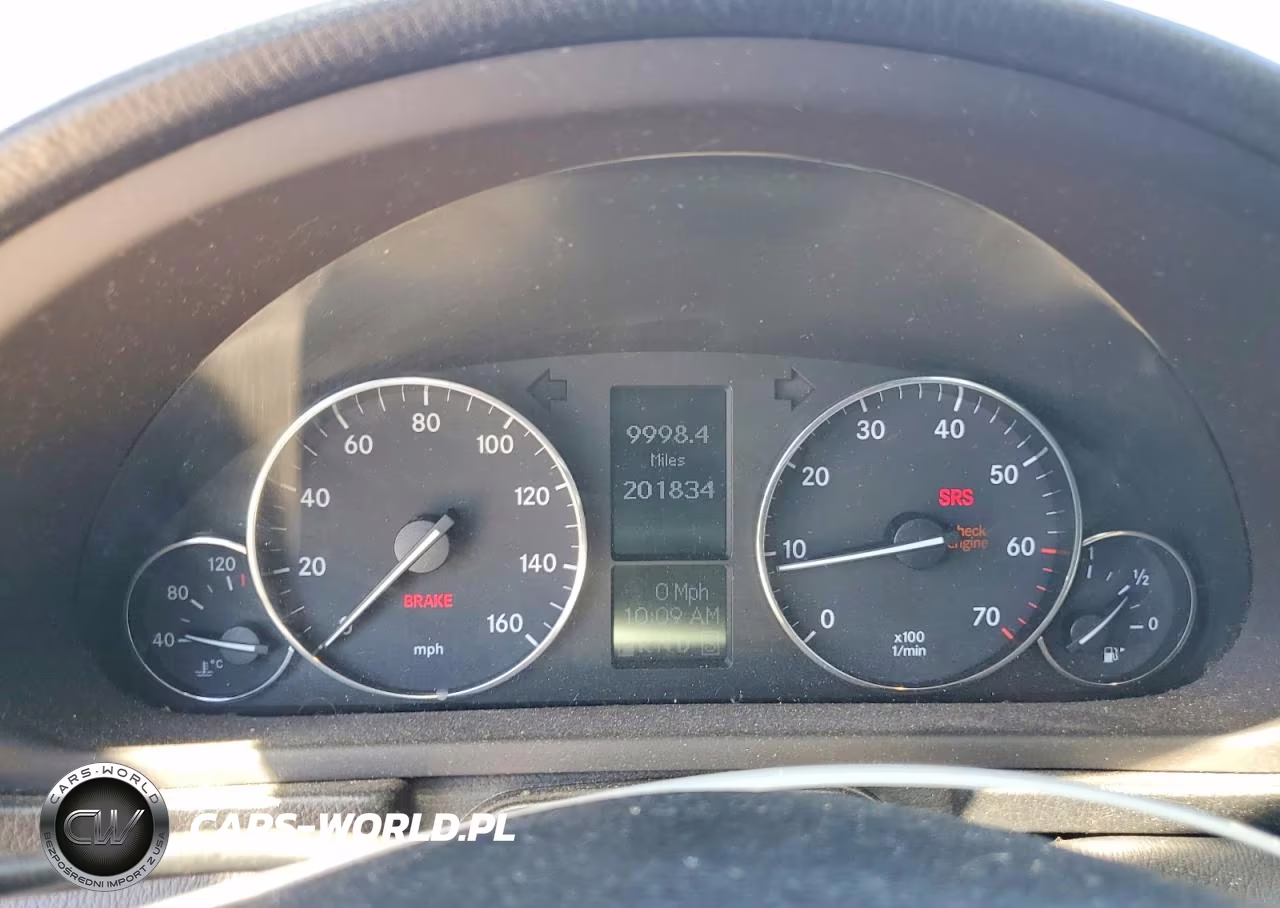 2005 Mercedes-Benz C 230K Sport Sedan VIN:WDBRF40J15A784467 - 9