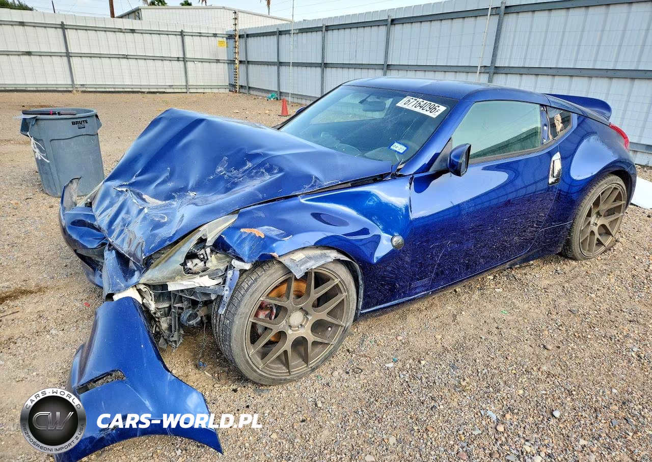 2017 Nissan 370Z Base