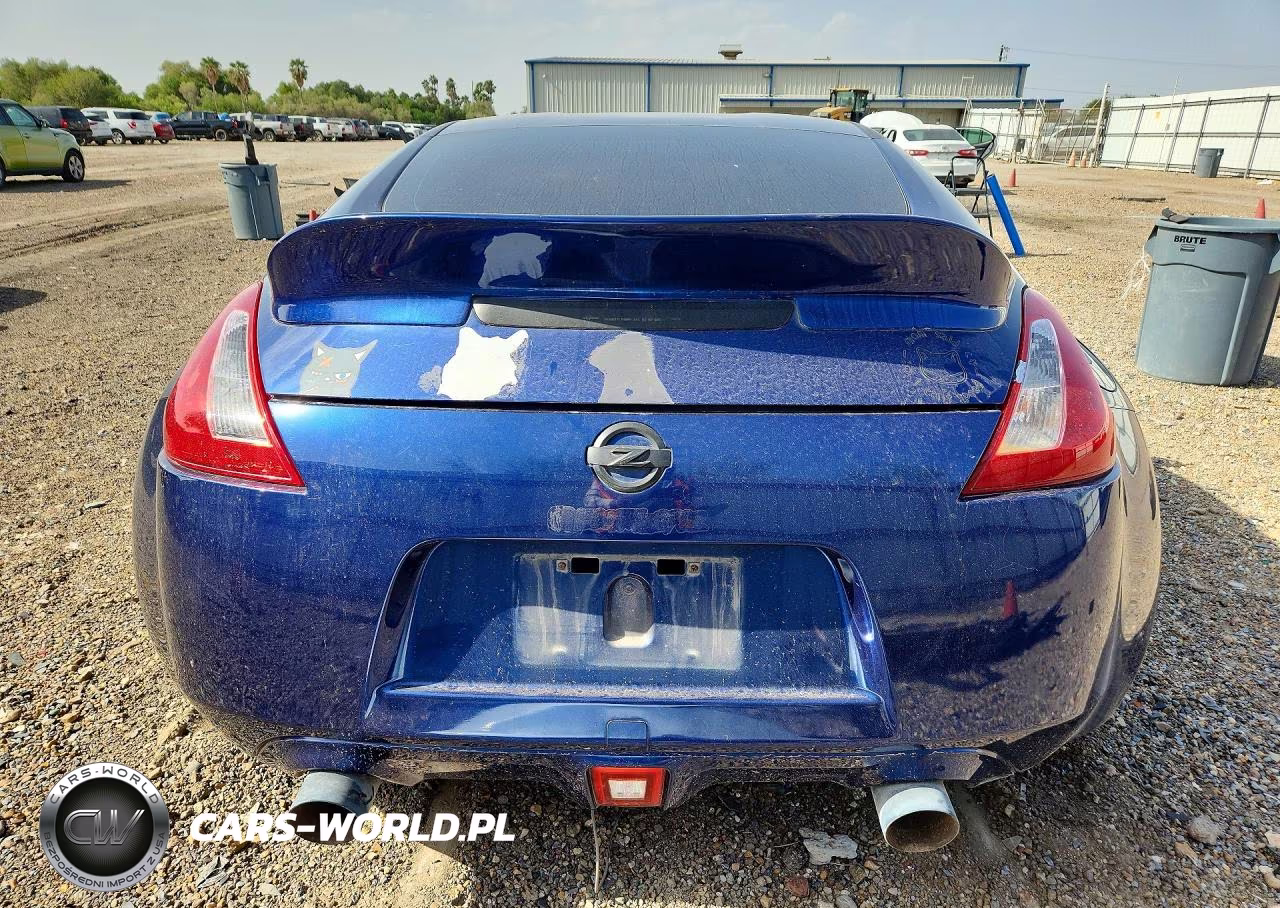 2017 Nissan 370Z Base VIN:JN1AZ4EH3HM950957 - 6