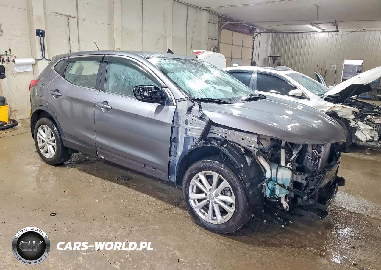 2017 Nissan Rogue Sport S VIN:JN1BJ1CR0HW132905 - 4
