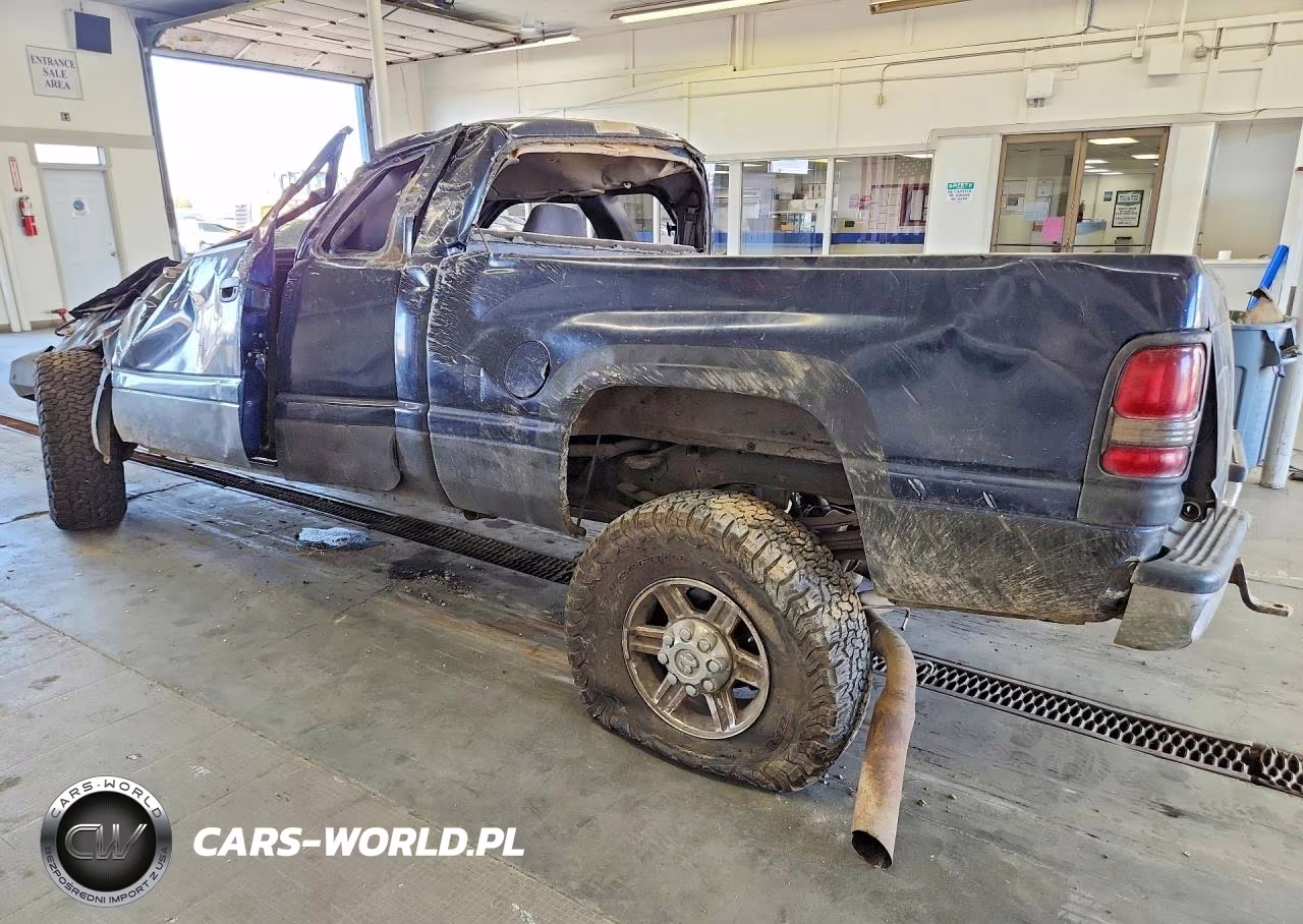 2000 Dodge Ram 2500 VIN:3B7KF2361YG153111 - 2