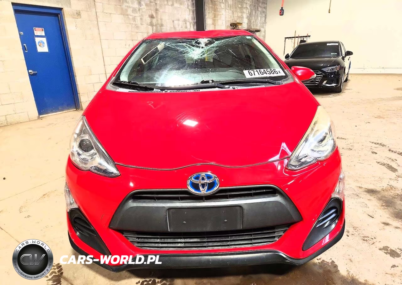2017 Toyota Prius C One VIN:JTDKDTB35H1591714 - 5