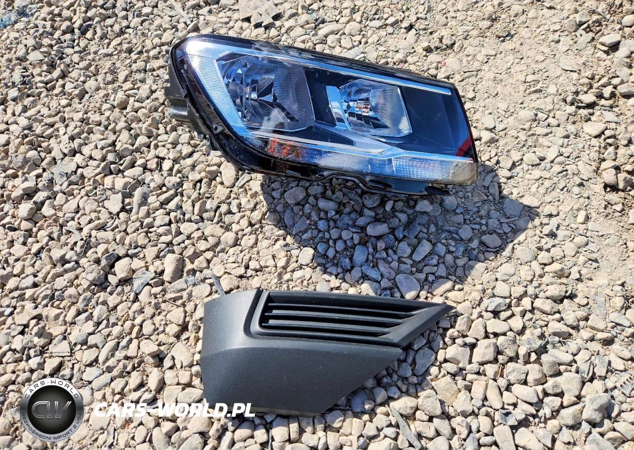 2018 Volkswagen Tiguan S VIN:3VV0B7AX9JM094961 - 12