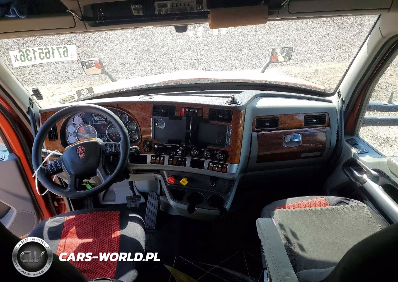 2020 Kenworth T680 Semi Truck VIN:1XKYDP9X8LJ342427 - 8