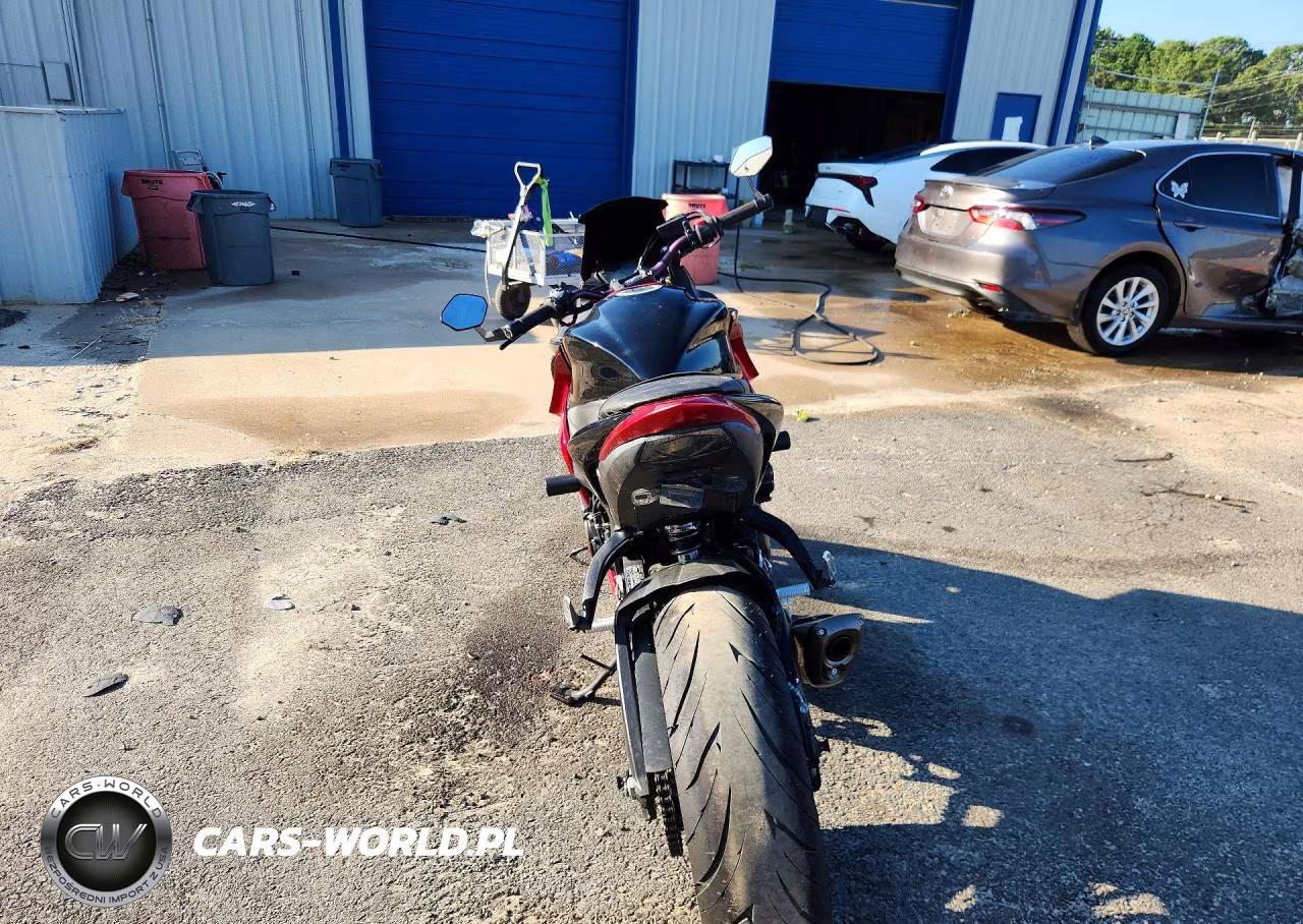 2016 Suzuki Gsx-S1000F VIN:JS1GT7CA3G2100833 - 4