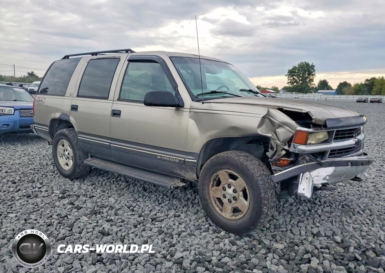 1999 Chevrolet Tahoe K1500 VIN:1GNEK13R6XJ412564 - 4