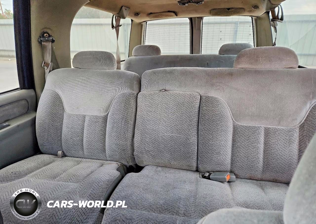1995 Chevrolet Suburban C1500 VIN:3GNEC16K5SG112908 - 10